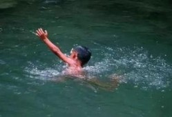 海南溺水爆料视频大全最新,紧急时刻，生命至上